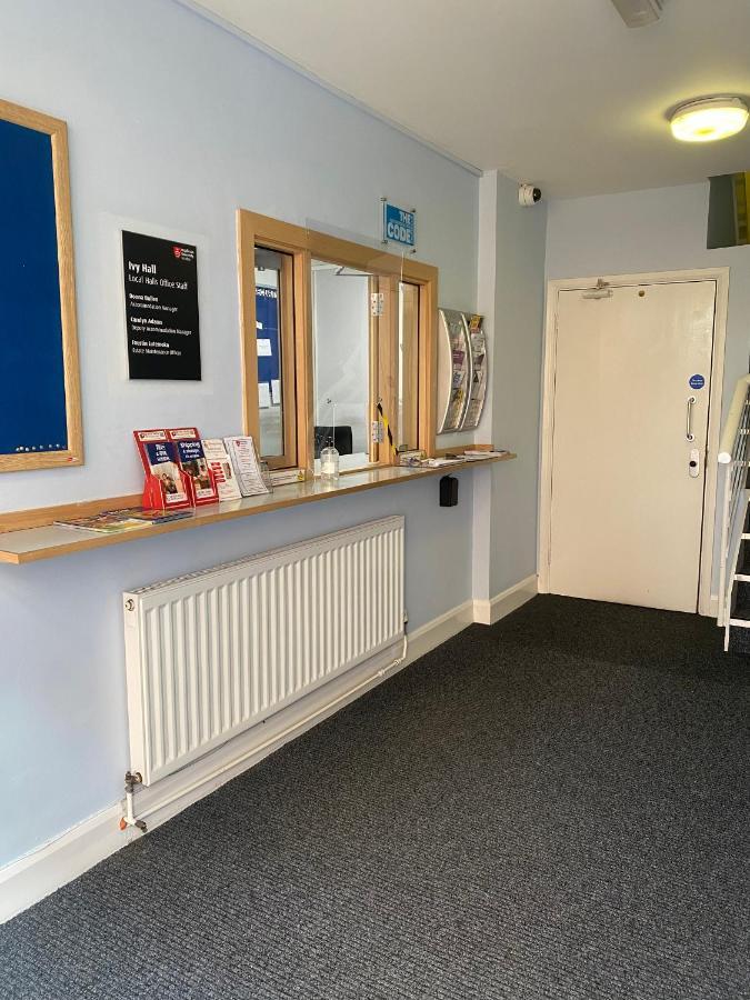 Charming Rooms For Students Only, Cricklewood Lane - Sk Londra Dış mekan fotoğraf